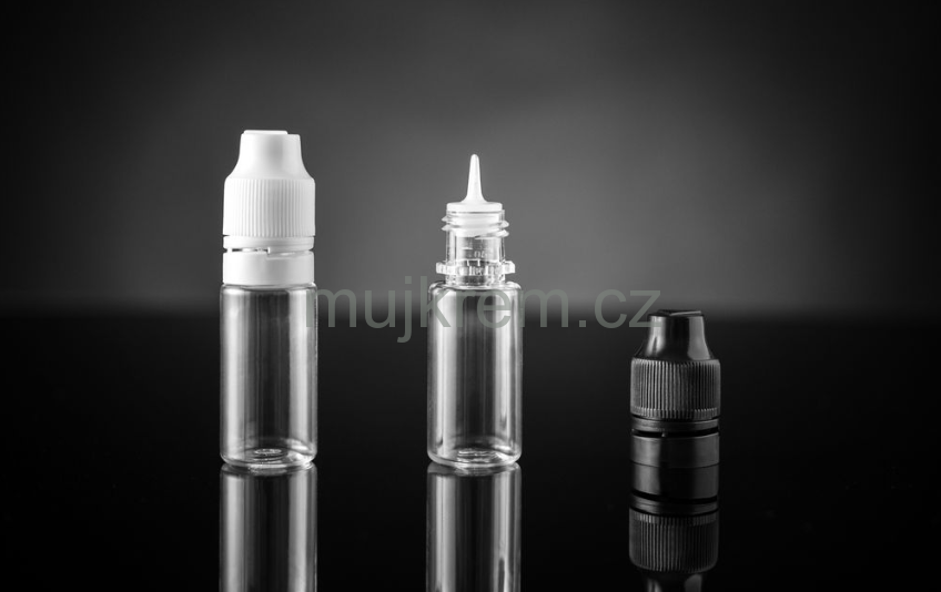 Plastová lahvička Liquid 10ml, transparentní, výběr z barevných víček